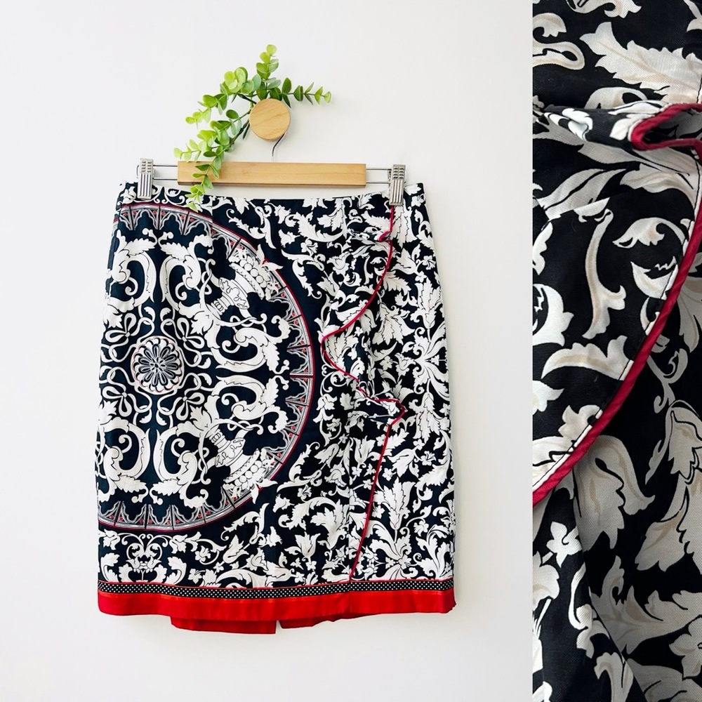 White House Black Market Y2K Silk Blend Floral Ruffle Mini Skirt